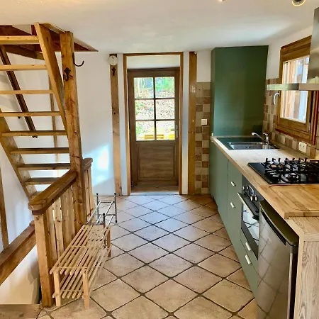 Semesterbostad Gorgeous Mini-chalet *